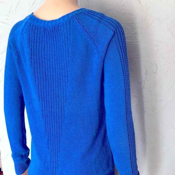 Pink Rose Blue Sweater - Picture 2 of 8